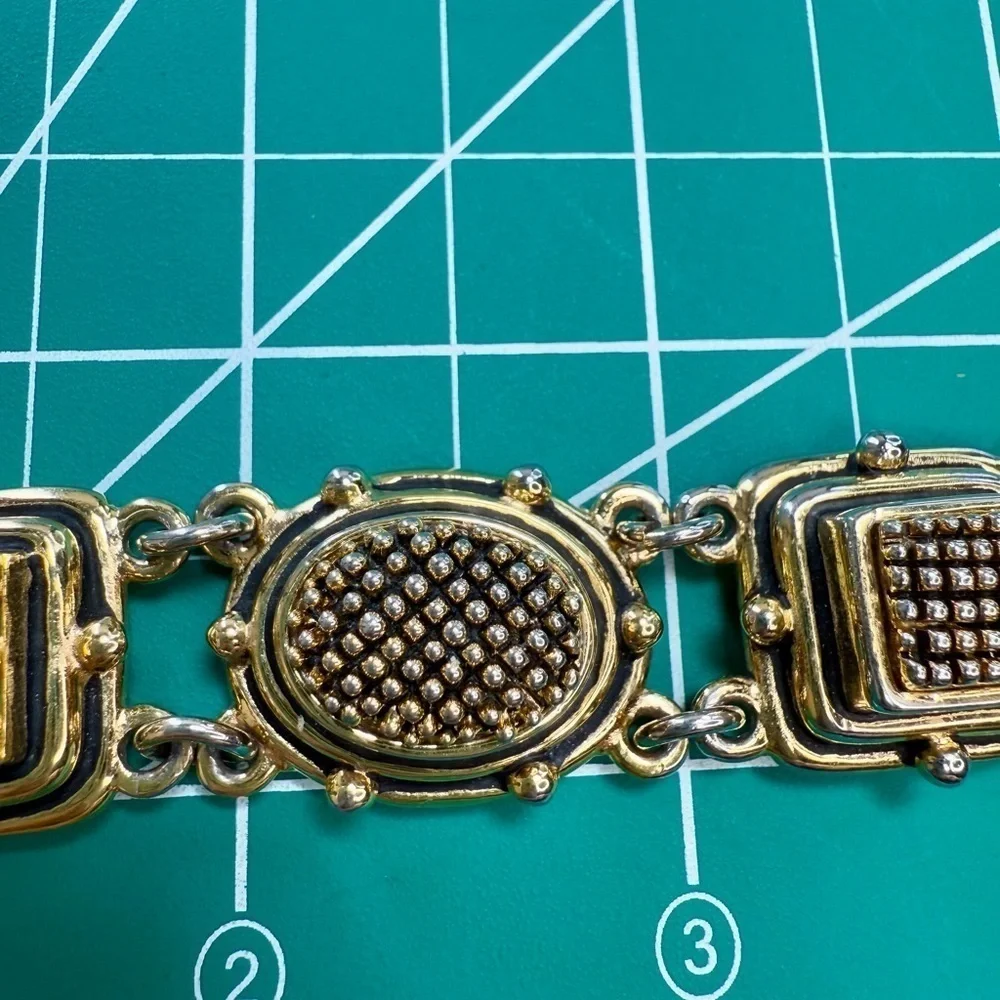 Vintage Gold and Pearl Bracelet‎